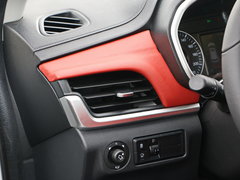 2017款 1.5T 自动旗舰型