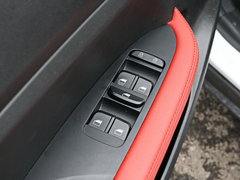 2017款 1.5T 自动旗舰型