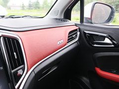 2017款 1.5T 自动旗舰型