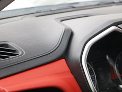 2017款 1.5T 自动旗舰型