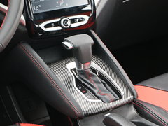 2017款 1.5T 自动旗舰型