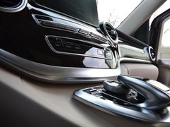 2016款 V260 尊贵版