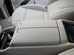 2016款 V260 尊贵版