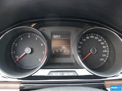 2016款 1.6L 自动豪华型