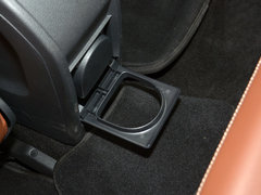 2016款 1.6L 自动豪华型