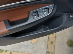 2016款 1.6L 自动豪华型