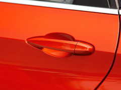 2016款 220i 豪华设计套装