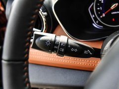 2016款 1.5L 自动尊贵版