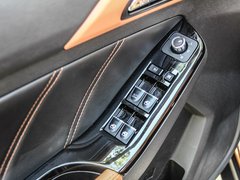 2016款 1.5L 自动尊贵版