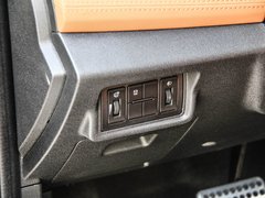 2016款 1.5L 自动尊贵版