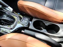 2016款 1.5L 自动尊贵版