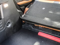 2016款 1.5L 自动尊贵版