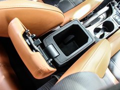 2016款 1.5L 自动尊贵版