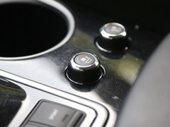2016款 2.5 XV至尊版