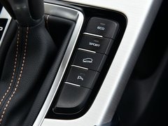 2016款 1.8TD 自动四驱智尊型