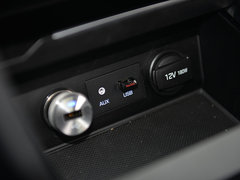 2016款 1.4T 双离合炫动·旗舰型