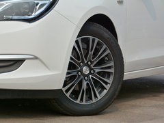 2016款 18T 双离合精英型