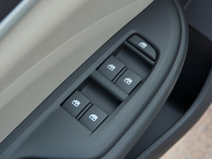 2016款 18T 双离合精英型