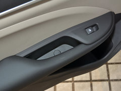 2016款 18T 双离合精英型