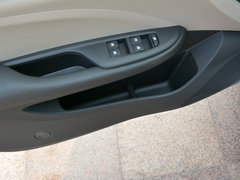 2016款 18T 双离合精英型