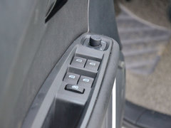 2016款 1.6L 尊贵型
