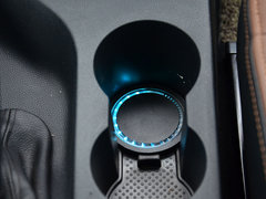 2016款 1.6L 尊贵型