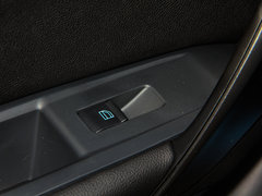 2016款 1.6L 手动智能型