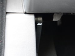 2016款 2.0T R-SPORT运动版