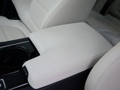 2016款 2.0T R-SPORT运动版