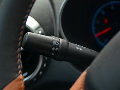 2016款 1.5L 手动尊贵型