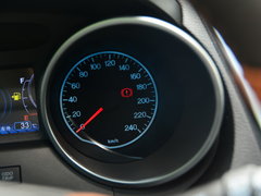 2016款 1.5L 手动尊贵型