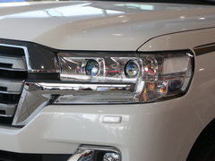 2016款 4.6L 自动VX-R