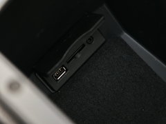 2016款 1.5T 自动两驱精英型