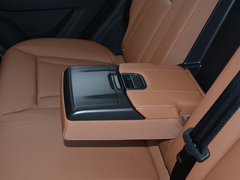 2016款 1.5T 手动两驱都市型
