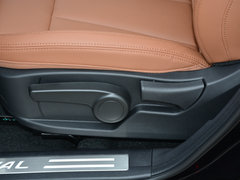 2016款 1.5T 手动两驱都市型