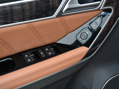 2016款 1.5T 手动两驱都市型