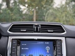 2016款 1.5T 手动两驱都市型