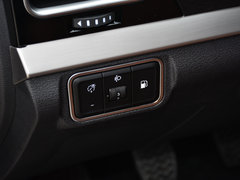 2016款 1.5T 手动两驱都市型