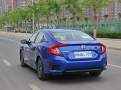 2016款 220TURBO 自动尊耀版