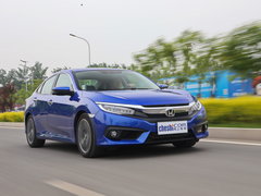 2016款 220TURBO 自动尊耀版