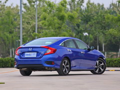 2016款 220TURBO 自动尊耀版
