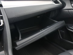 2016款 220TURBO 自动尊耀版