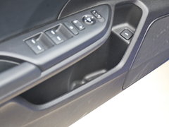2016款 220TURBO 自动尊耀版