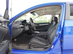 2016款 220TURBO 自动尊耀版