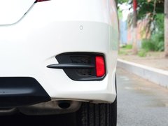 2016款 220TURBO 自动尊耀版