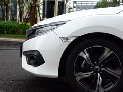 2016款 220TURBO 自动尊耀版