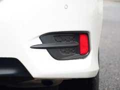 2016款 220TURBO 自动尊耀版