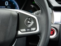 2016款 220TURBO 自动尊耀版