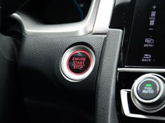 2016款 220TURBO 自动尊耀版