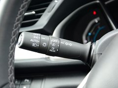 2016款 220TURBO 自动尊耀版